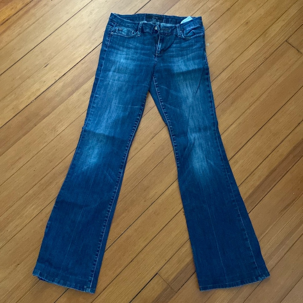 Joe’s dark wash blue bootcut/flate jeans (size 27)